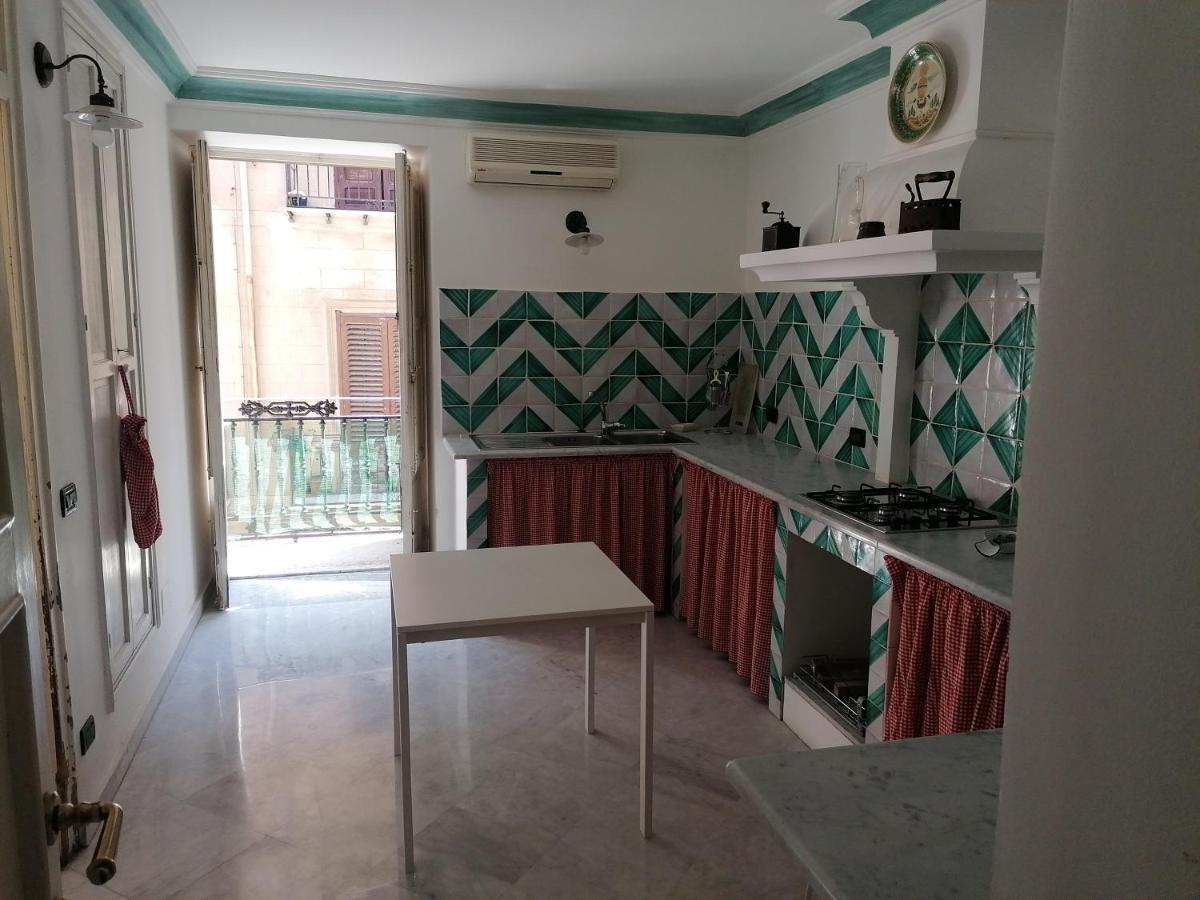Almareni House Appartement Palermo Buitenkant foto